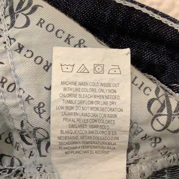 Rock & Republic Kasandra Bootcut, Embroidered Jeans, Size 6S - Picture 8 of 14